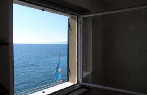 Camogli Apartment | Charming Walk Cod House with Breakfast and Full Kitchen