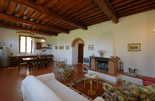 Rignano sull'Arno House | Authentic Tuscan Retreat with Private Garden near Florence