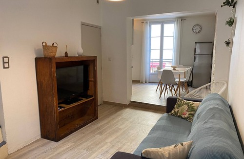 Mauguio House | Charming Village House in Mauguio with Spa & Breakfast