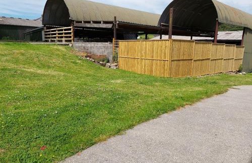 Brechfa House | Pet-Friendly Typicca Farmhouse - Rated 8/10 by Guests
