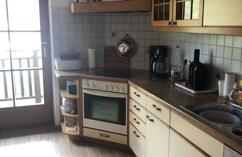 Sautens House | Idyllic Tyrolean Apartment with Mountain Views for 7 Guests