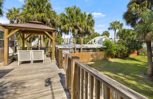 Cedar Key House | Tyson House Historic Downtown Cottage