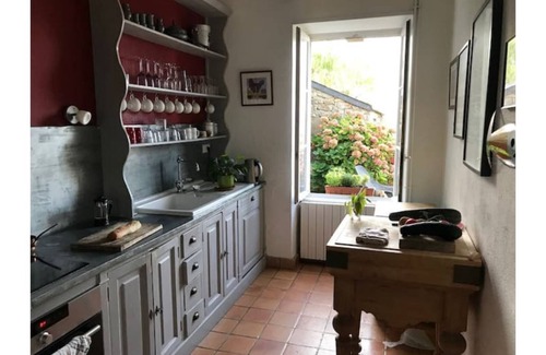 Finistere House | TyTraez: Family-Friendly Home with Ocean Views in Cap Sizun