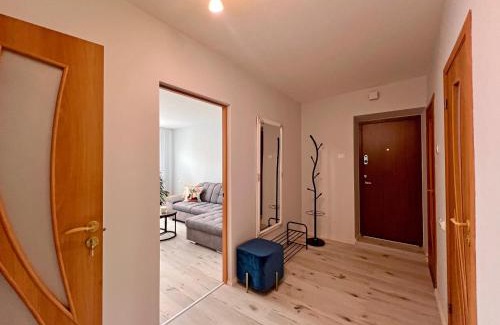 Kurtuvenai Apartment | Discover Tytuvėnai: Family-Friendly Short-Term Rentals