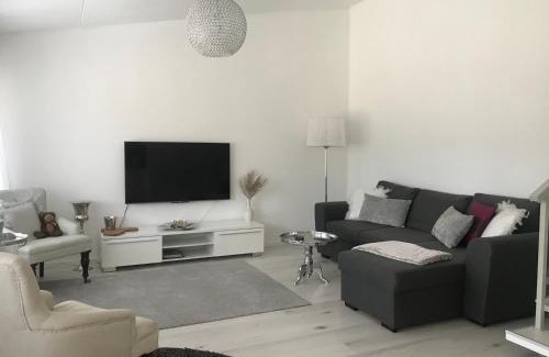 Lohja Apartment | Stylish Townhouse Retreat in Lohja - Family-Friendly Stay