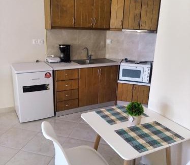 Messonghi Apartment | Cozy New Tzafi Apartments: Guest Rated 9.7 with Restaurant