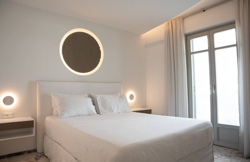 Skiros Resort | Discover Tzanis Resort: Eco-Friendly Retreat with Pool