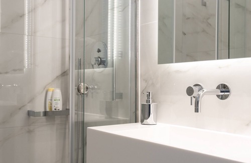 Skiros Resort | Discover Tzanis Resort: Eco-Friendly Retreat with Pool
