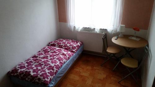 Haj ve Slezsku House | Discover U Anny: Pet-Friendly Stay with Breakfast Included