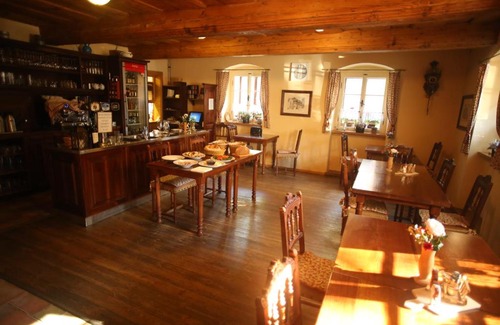 Kostelni Briza Hotel | Pet-Friendly U Bílého koníka with Top Guest Rating