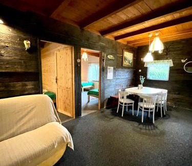 Uherce Mineralne Cabin | Discover u bażanta: Oceanfront Retreat with Pool Access