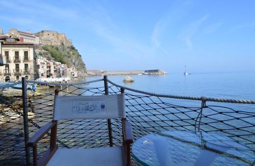 Scilla Apartment | Oceanfront U Catoiu: Guest Rated 9.8 with Breakfast Included