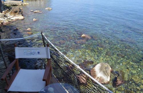 Scilla Apartment | Oceanfront U Catoiu: Guest Rated 9.8 with Breakfast Included