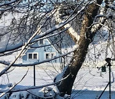 Nowy Zmigrod House | Cozy U Ewy pod Brzozami: Pet-Friendly Oceanfront Retreat