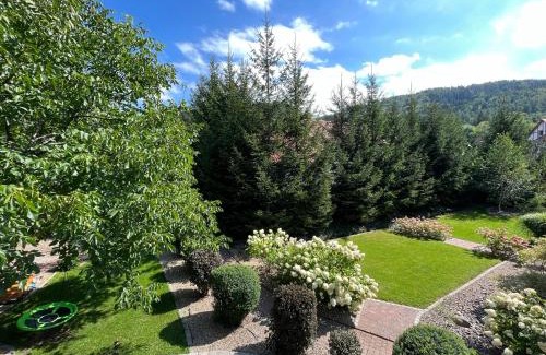 Sobieszow Ski Chalet | Pet-Friendly Haven at U Gruszków - Guest Rated 9.9/10