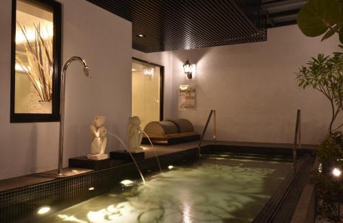 Xitun District Hotel | Discover U-Her Hotel: Oceanfront Bliss & Spa Experience