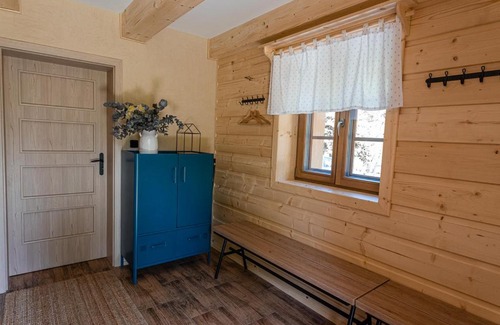 Velke Karlovice House | Pet-Friendly Retreat at U Justina na potůčku - 10/10 Rated