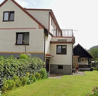 Podmokly Apartment | Cozy U Kotálů: Family and Pet-Friendly Retreat