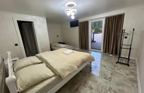Soymy Hotel | Outstanding U Kvasu Hotel: Family-Friendly with Hot Tub