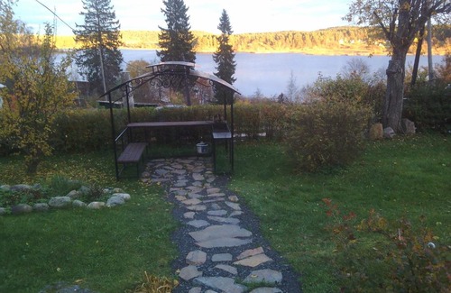 Tarulinna House | Top-Rated U Ladogi: Relax with Hot Tub & Kitchen Amenities