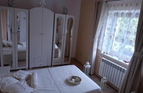 Pietrasze House | U Madzi i Arka