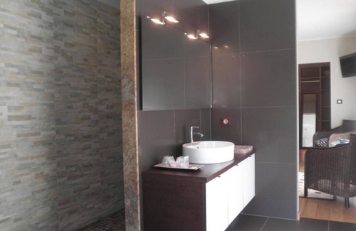 Oletta House | U Muzzelo