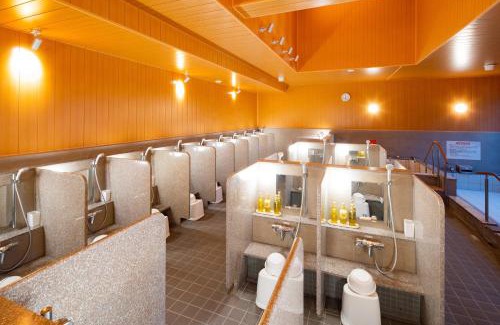 Narashino Hotel | Budget-Friendly U-Neru: Spa & Restaurant Await You