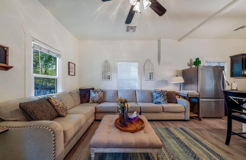 Iron Horse House | Historic Downtown Home - Steps from 4th Ave & Congress