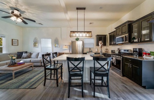 Iron Horse House | Historic Downtown Home - Steps from 4th Ave & Congress