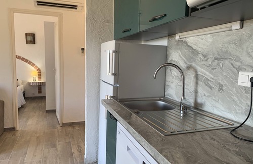 Porto-Vecchio House | Oceanfront U Pirellu Résidence with Pool & Spa Amenities