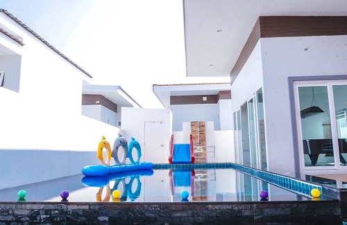 Hin Lek Fai Villa | Relax at U Pool Villa Hua Hin with Private Pool Access