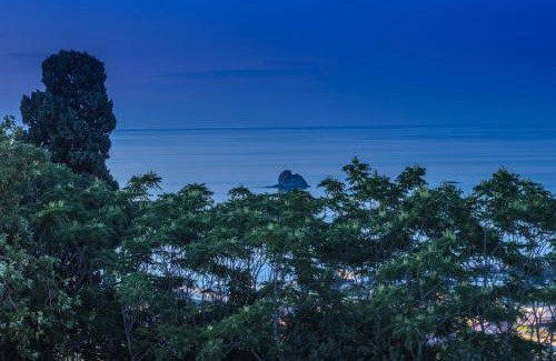 Patti Apartment | Oceanfront Bliss at U Preiu - Casa Petra, Rated 10/10