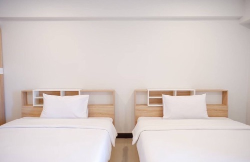 Bang Lamphu Lang Hotel | Budget-Friendly U Sabai Hotel with Family Amenities
