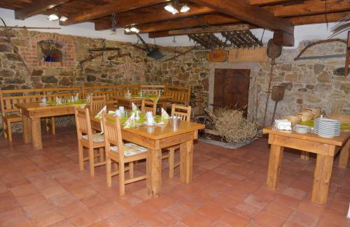 Frantiskovy Lazne House | Budget-Friendly Stay at U Slunecne Brany with Kitchen Access