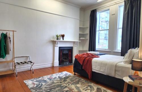 Te Aro Apartment | Family-Friendly U Suites on Cuba with Great Guest Rating