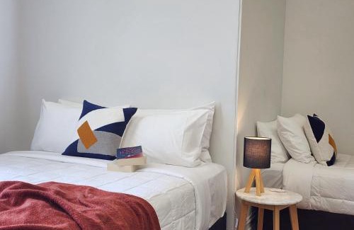 Te Aro Apartment | Family-Friendly U Suites on Cuba with Great Guest Rating