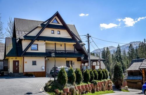 Male Ciche Bed & Breakfast | Guest-Rated Pokoje Gościnne U Topora: Pet-Friendly Escape