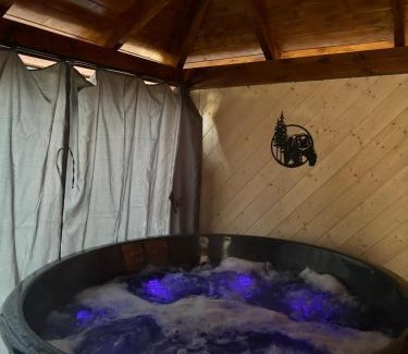 Male Ciche Bed & Breakfast | Guest-Rated Pokoje Gościnne U Topora: Pet-Friendly Escape