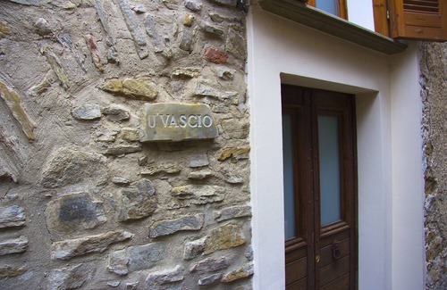Castellabate Apartment | Unforgettable U Vascio Stay in Historic Center with Ocean View