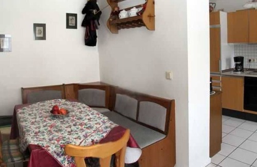 Wernborn Apartment | Discover Gudrun: Family-Friendly Retreat Near Frankfurt