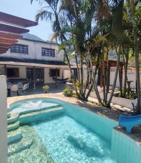 Pereque-Mirim House | Relax at UbatubaSul: Pet-Friendly Oceanfront Retreat