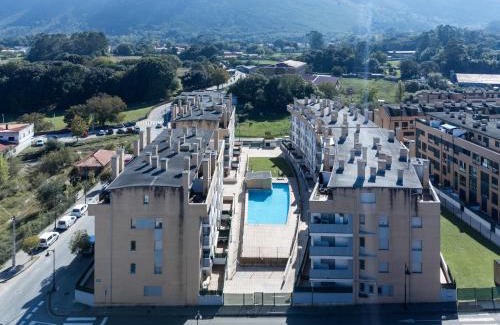 Posada de Llanes Apartment | Relaxing Ubena Apartment with Pool Near the Beach