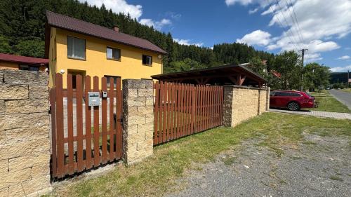 Novy Hrozenkov House | Budget-Friendly Stay at PrinzBi: Pet & Child Friendly!