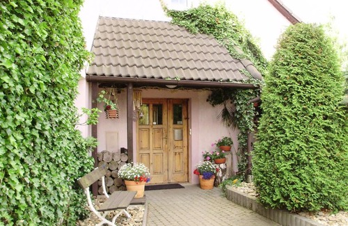 Tisa House | Guest Rated 9/10: Ubytování Doma with Family-Friendly Amenities