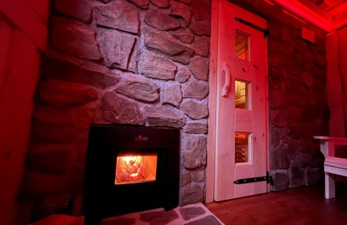 Cerna V Posumavi House | Pet-Friendly Stay at Ubytování Elias with Ocean Views