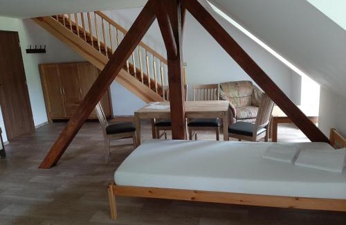 Tlumacov House | Pet-Friendly Retreat at Ubytování Filipova Hora - Rated 9.5/10