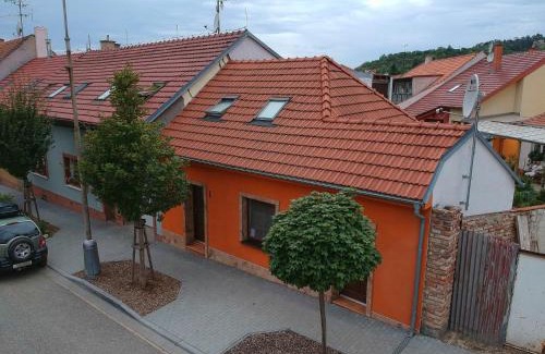 Mikulov House | Family-Friendly Stay in Mikulov with Kitchen Amenities