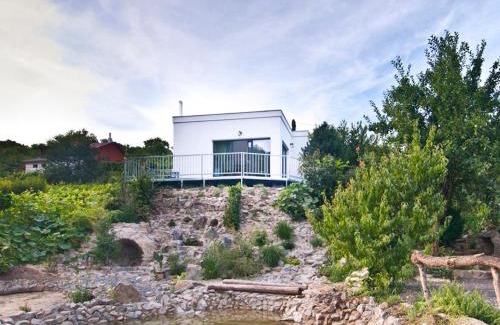 Sedlec Apartment | Guest Rated: 9.8 at Ubytování na Lontu - Family Friendly Stay