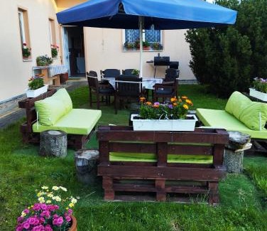 Poustka Apartment | Pet-Friendly Stay at Ubytování Poustka with Ocean Views