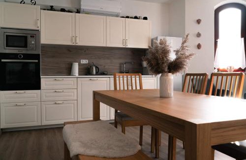 Starovice House | Family-Friendly Stay at Ubytování u Šťastných in Starovice